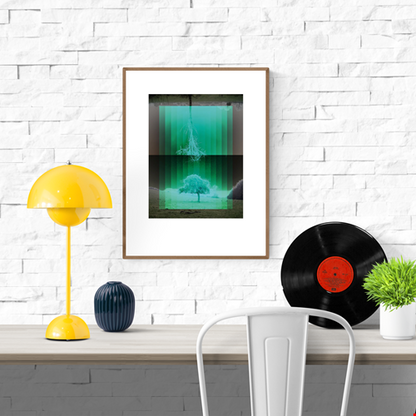Nordic-inspired art print Träd by Studio Frits – a minimalist digital artwork by Belgian illustrator Gert Paenen featuring mirrored trees in green gradients, symbolizing nature, reflection, and Scandinavian calm. Perfect wall art for modern, nature-inspired homes in Belgium, the Netherlands, France, and Germany.