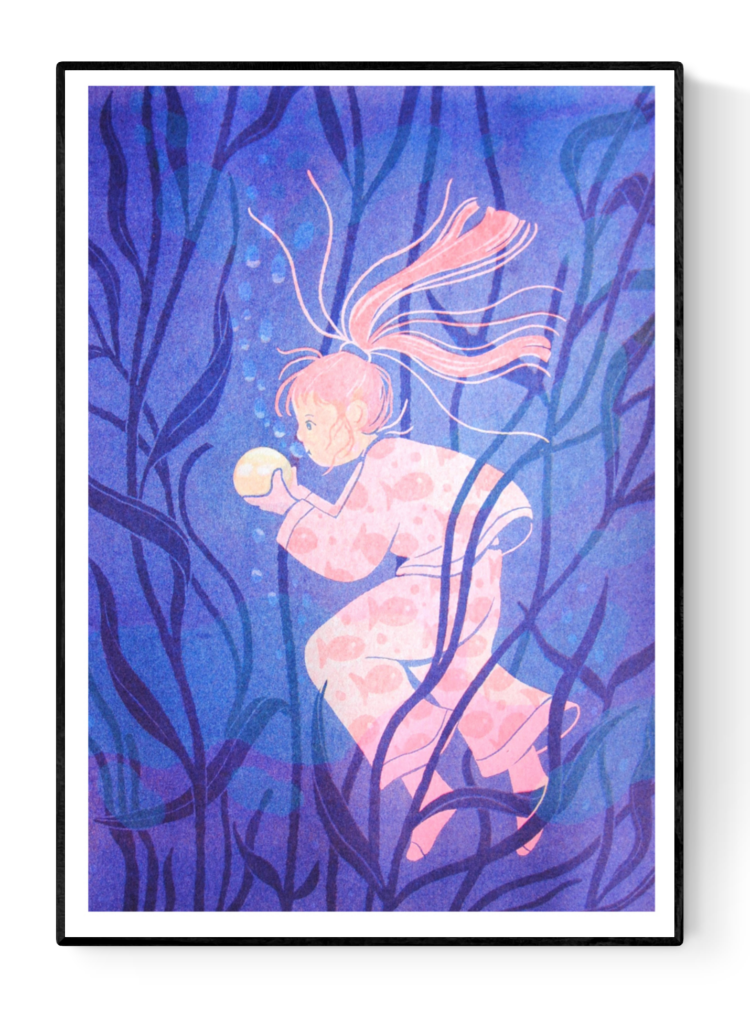 Underwater-themed risograph art print titled La Perle by Pauline Spira, featuring a dreamy girl with flowing hair holding a glowing pearl among seaweed in purple and blue hues – A3 size, limited edition print on Munken paper.
