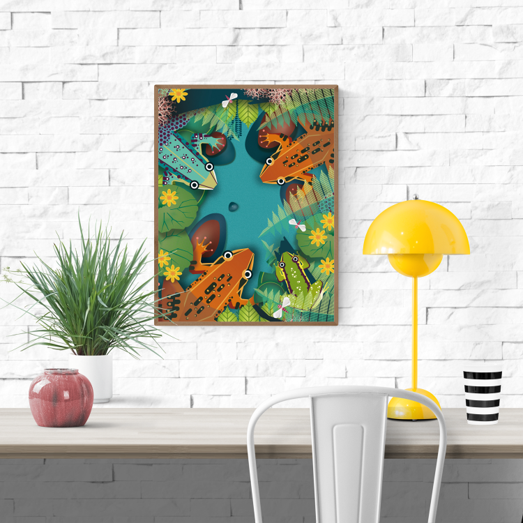 Colorful illustration of frogs and dragonflies gathered around a pond, surrounded by tropical leaves and flowers – whimsical nature art print by Studio Frits, 30 x 40 cm, perfect for kids’ rooms and nature lovers.